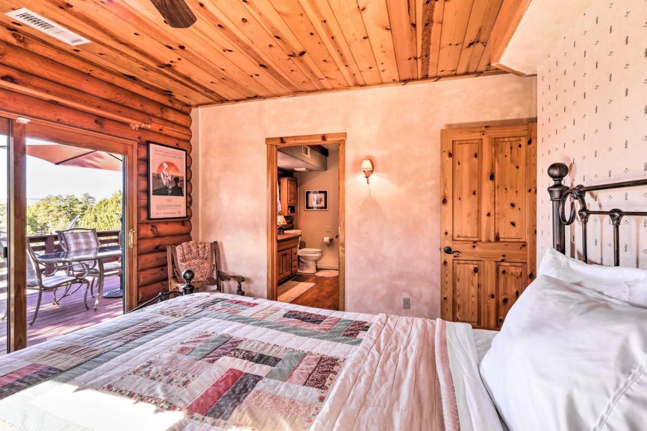 Quaint Williams Cabin Near Grand Canyon Exterior photo